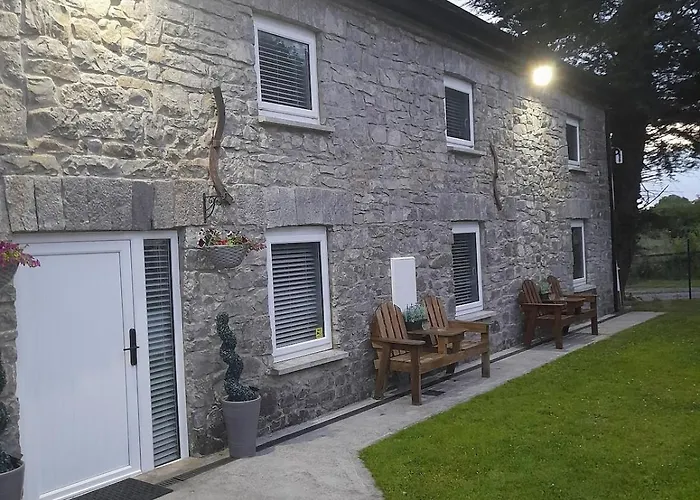 Apartment 1 At Busy Bee *